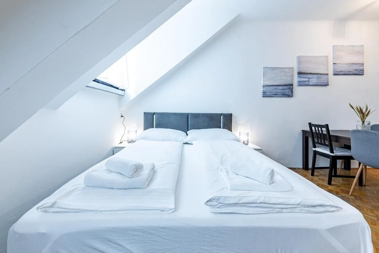 Rooftop Close To Main Station By Jr City Apartments Vienna