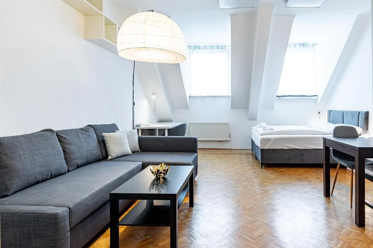 Rooftop Close To Main Station By Jr City Apartments location